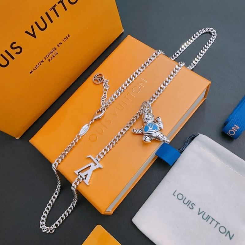 Louis Vuitton Necklaces